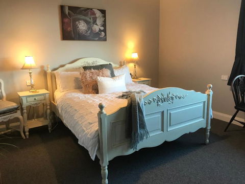 Number 10 -Queen Room With B/fast - Accommodation Port Hedland 2