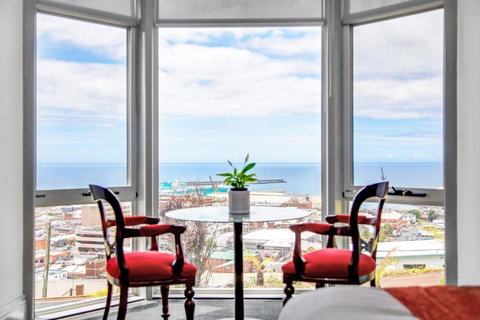 Oakleigh House - Accommodation Port Hedland 0