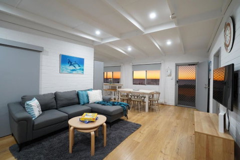 OCEA84 - Quinns Beach Shack: Ocean Views - Accommodation Port Hedland 0