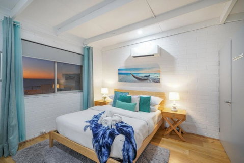 OCEA84 - Quinns Beach Shack: Ocean Views - Accommodation Port Hedland 2