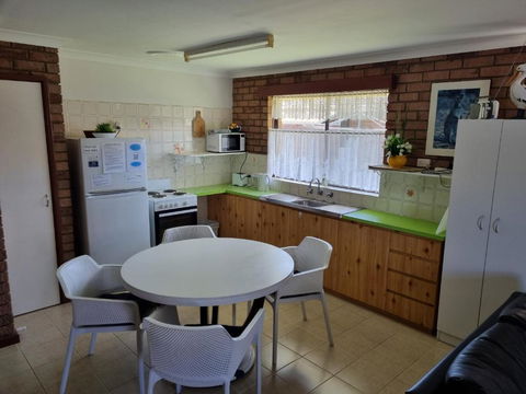 Ocean Beach Chalet 16 - Accommodation Port Hedland 1