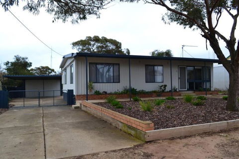 Ocean Breeze - Accommodation Port Hedland 0