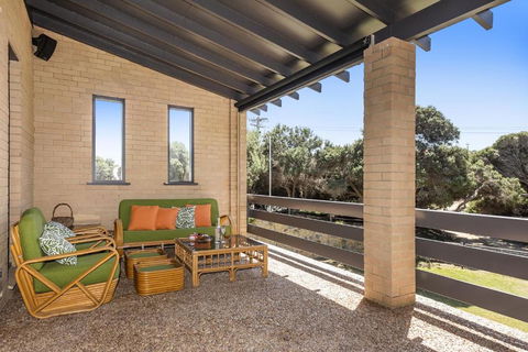 Ocean Close - Spacious Beach House - Accommodation Port Hedland 2