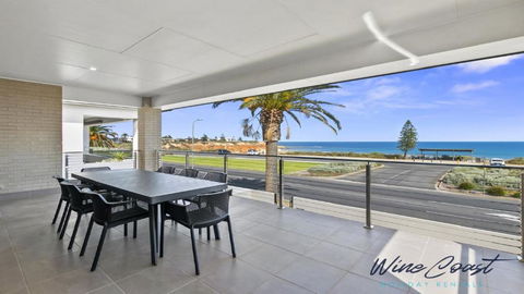 Oceanview Escape By Wine Coast Holidays - Accommodation Port Hedland 0