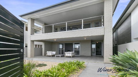 Oceanview Escape By Wine Coast Holidays - Accommodation Port Hedland 2