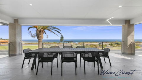 Oceanview Escape By Wine Coast Holidays - Accommodation Port Hedland 3