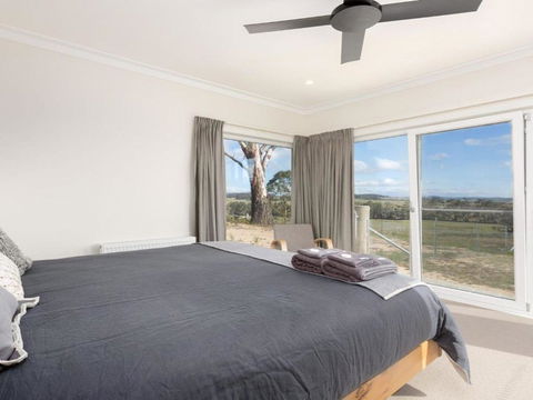 On A Hill - Accommodation Port Hedland 3