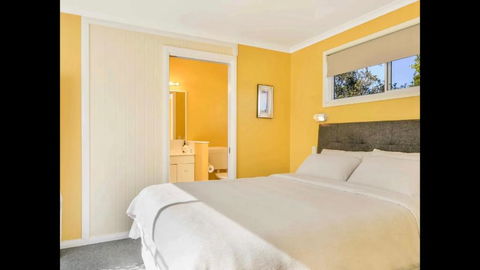 Orange Blossom- Comboyne Mountain Cottages - Accommodation Port Hedland 3