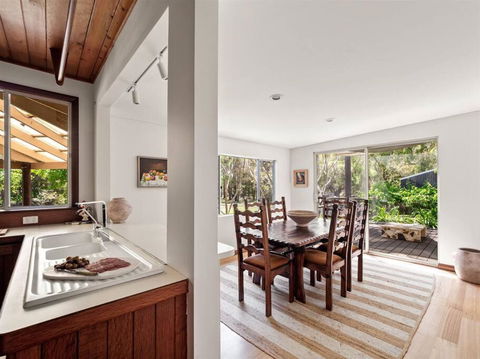 Orchard Homestead Countryside Retreat - Accommodation Port Hedland 2