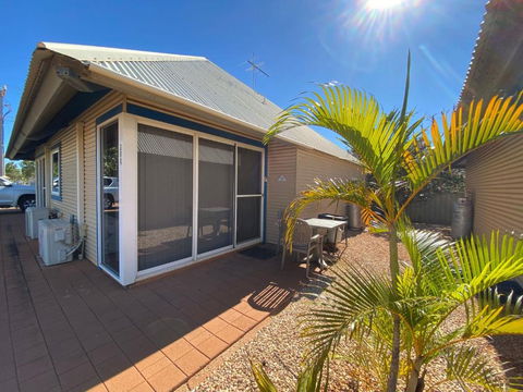 Osprey Holiday Village Unit 201 1 Bedroom - Accommodation Port Hedland 0