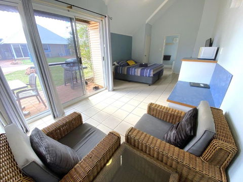 Osprey Holiday Village Unit 222 1 Bedroom - Accommodation Port Hedland 1