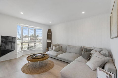 Our Little White House -74 Padman Crescent, Middleton - Accommodation Port Hedland 3