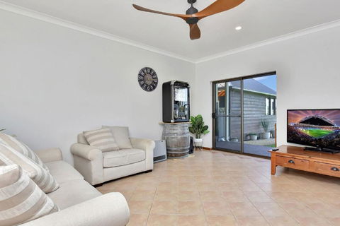 Overflow Downs-Riverside Acreage - Accommodation Port Hedland 3