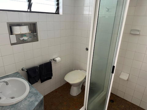 Overlander Hotel - Accommodation Port Hedland 3