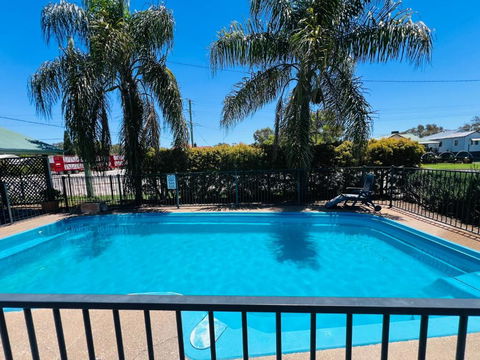 OVERLANDER MOTOR LODGE - Accommodation Port Hedland 0