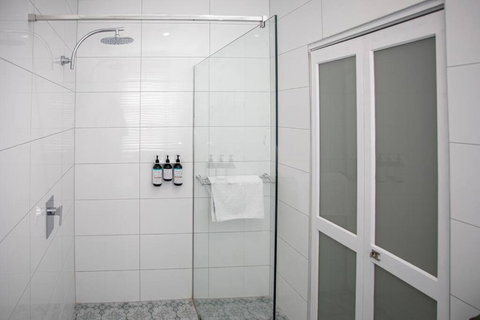 Oxbridge- Period Home In Central Goulburn - Accommodation Port Hedland 1