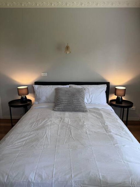 Oz Farmhouse With BBQ Private Backyard Booth 4events - Accommodation Port Hedland 2