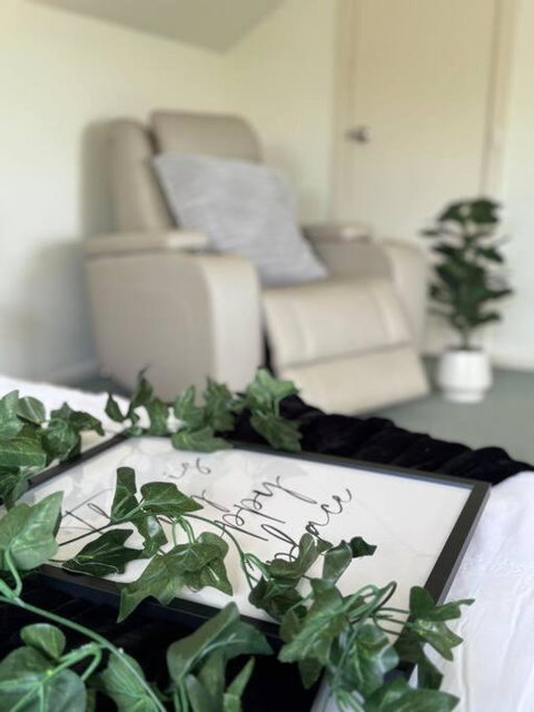 Oz Farmhouse With BBQ Private Backyard Booth 4events - Accommodation Port Hedland 3