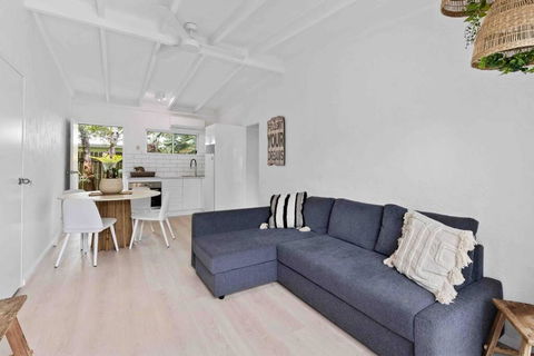 PA2 Stunning Sunshine Beach Apt Pets Welcome - Accommodation Port Hedland 0