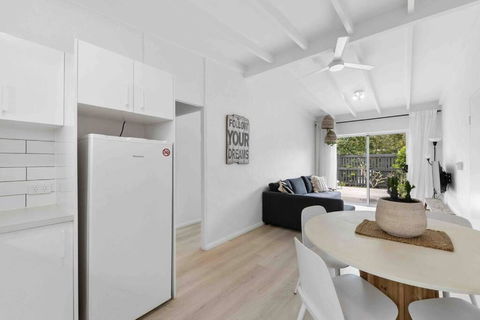PA2 Stunning Sunshine Beach Apt Pets Welcome - Accommodation Port Hedland 1