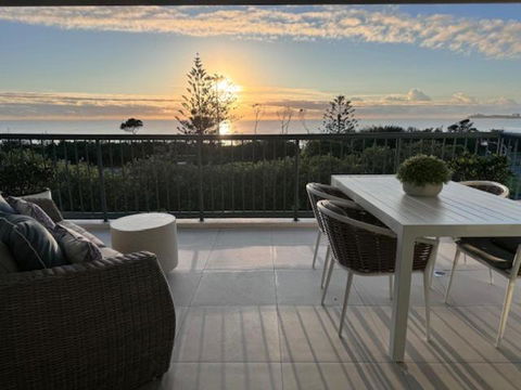 Panoramic Ocean View 2 Bed 2 Bath - Accommodation Port Hedland 0