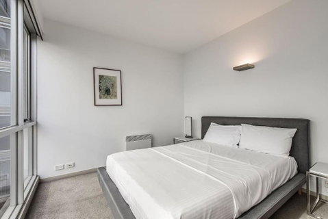 Parade Place - A Central Balcony Stay - Accommodation Port Hedland 3