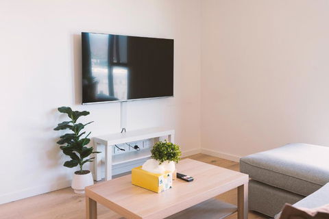 Patio Mt View 1BR Apt In CBD Near ANU And Museum With Free Parking And WiFi - Accommodation Port Hedland 1