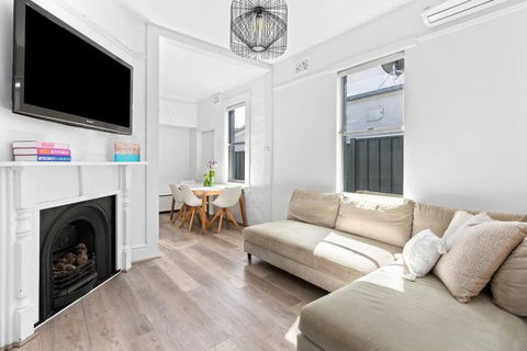 Peaceful 2 Bedroom With Private Backyard And BBQ - Accommodation Port Hedland 2