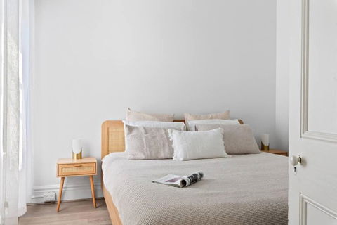 Peaceful 2 Bedroom With Private Backyard And BBQ - Accommodation Port Hedland 3