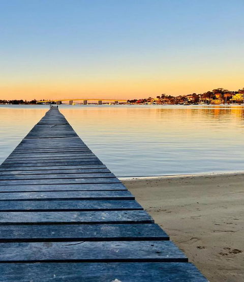 Panoramic Water View Apartment - Accommodation Port Hedland 1