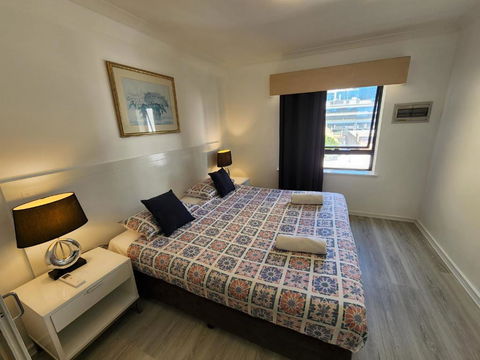 PERTH CBD APARTMENTS - Accommodation Port Hedland 2