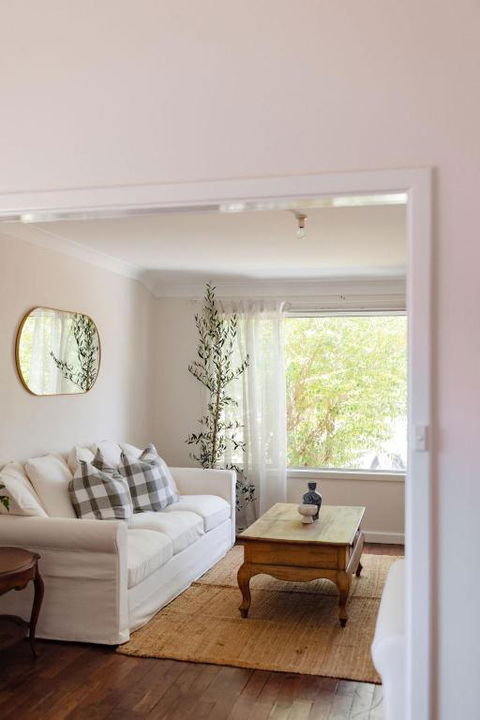 Pet Friendly Family Home In Bluff Point - Accommodation Port Hedland 0