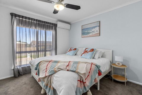 Percys Beach House Moonta Bay - Accommodation Port Hedland 3