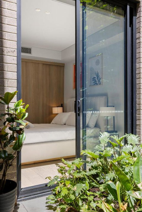 Perfect Vacation Home W Terrace & Private Garage - Accommodation Port Hedland 2