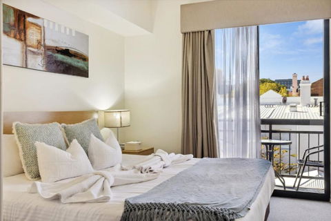 Perth City Corporate 1BRD - Accommodation Port Hedland 2