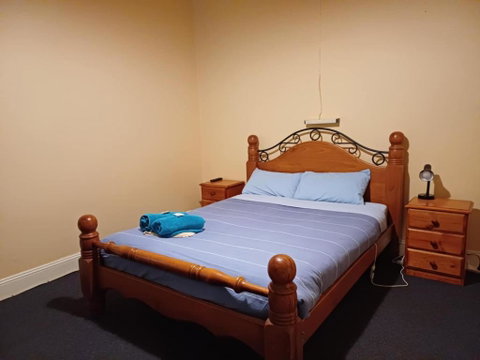 PETERBOROUGH HOTEL - Accommodation Port Hedland 3