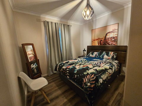 Phoenix House - Accommodation Port Hedland 0