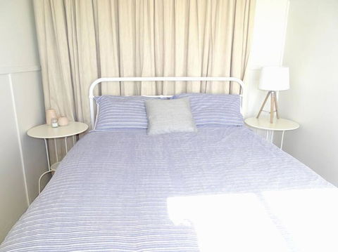 Pink Door By The Seashore - Accommodation Port Hedland 3