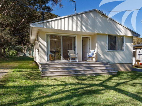 Pippis A Classic Beach House - Accommodation Port Hedland 0