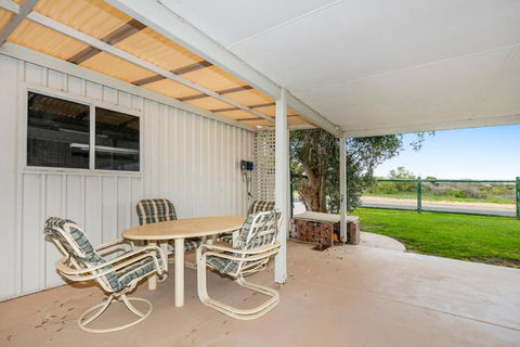 Ponderosa - Dunes Right On You Doorstep - Accommodation Port Hedland 3