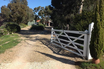 Port Elliot Rural Retreat with Accommodation Port Hedland