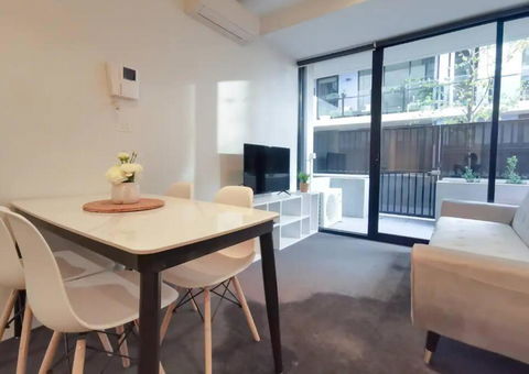 PR126-1 BR Comfy Stay Next To Station With FREE Parking - Accommodation Port Hedland 3