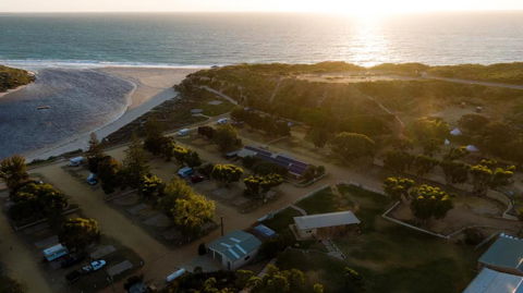 Pure Glamping Guilderton - Accommodation Port Hedland 1