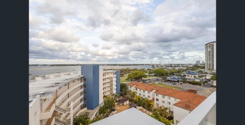 Private Bedroom And Bathroom In A Shared Apartment - Accommodation Port Hedland 3