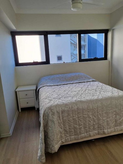 Private Bedroom And Bathroom In A Shared Apartment - Accommodation Port Hedland 2