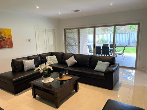 Premium Barossa Getaway - Accommodation Port Hedland 1