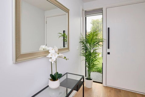 Preston Lux House 5 Bed 5 Bath - Accommodation Port Hedland 1