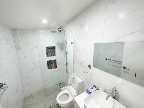Private, Local Living Studio In Mascot, Airport - Accommodation Port Hedland 1