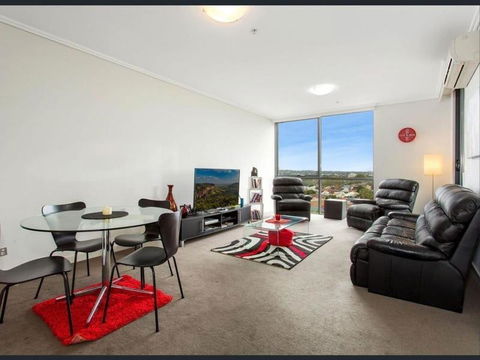 Private Room With Shared Washroom Only In 3bhk Apartment - Accommodation Port Hedland 3