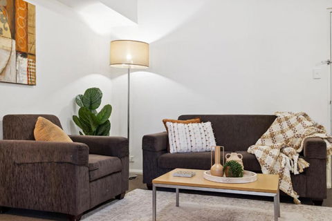 Prized Perth Retreat 1BDR - Accommodation Port Hedland 0